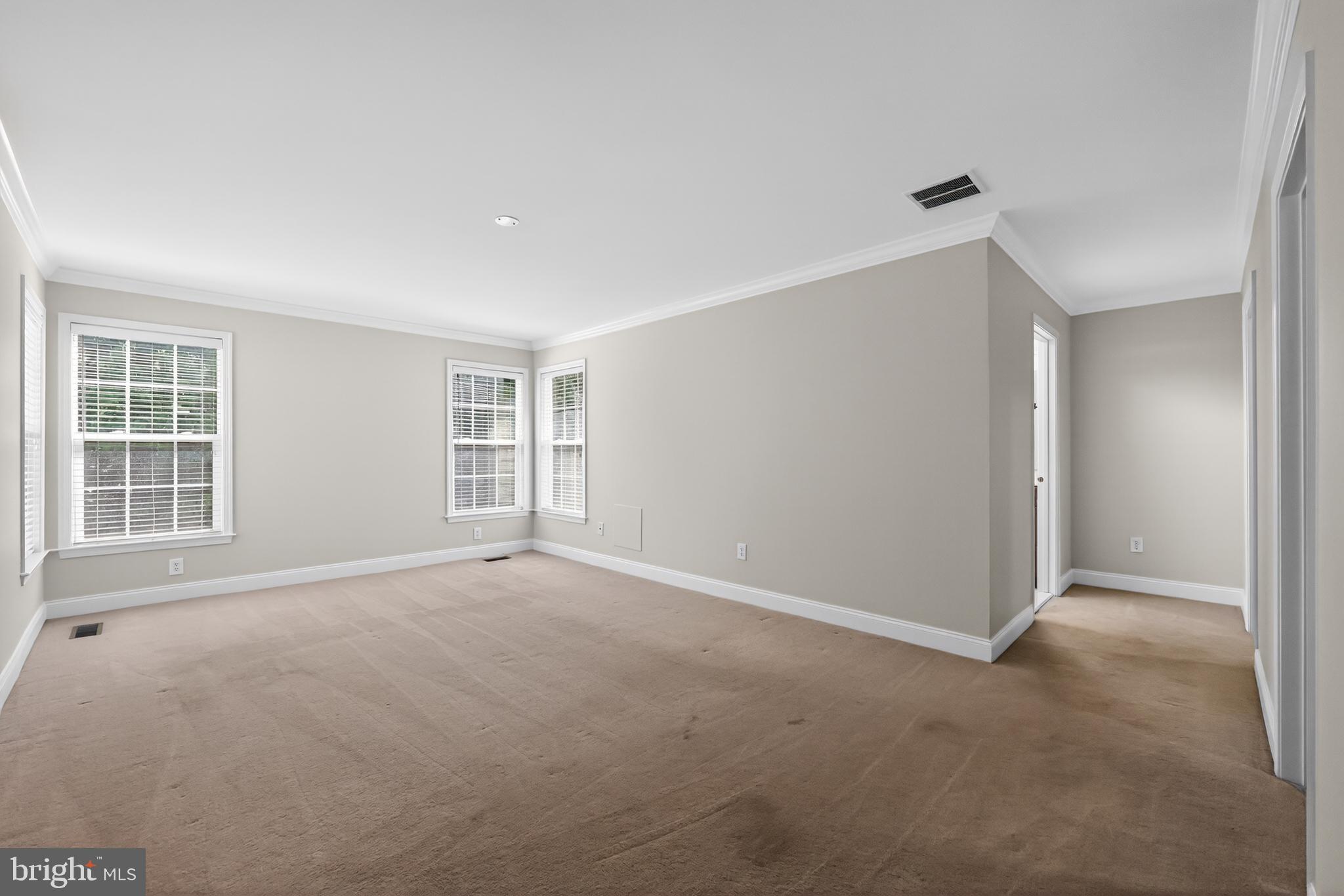 45 SAGEWOOD DRIVE 18