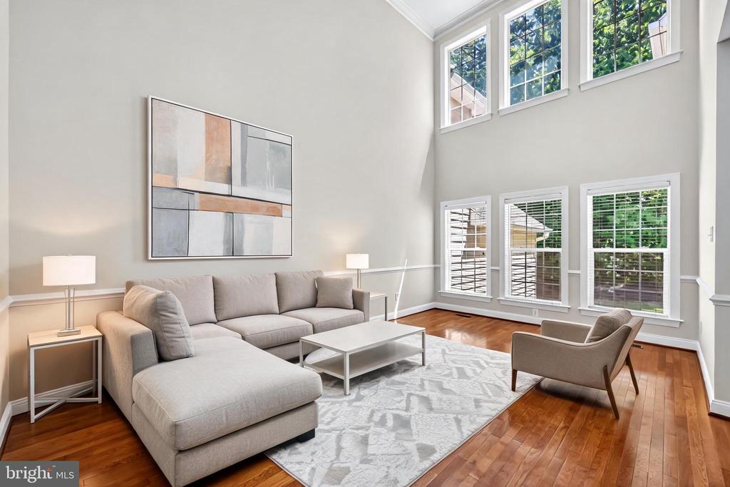 45 SAGEWOOD DRIVE 18