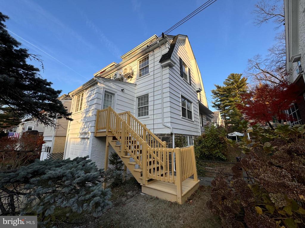 54 Ardmore Ave
