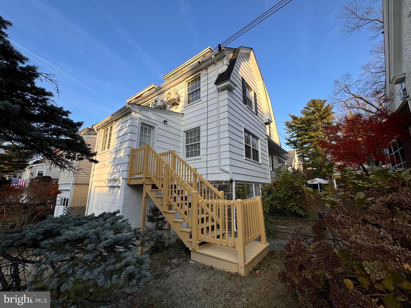 54 Ardmore Ave