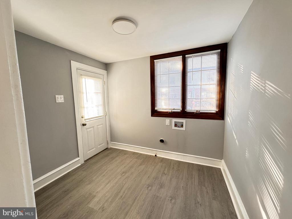 54 Ardmore Ave