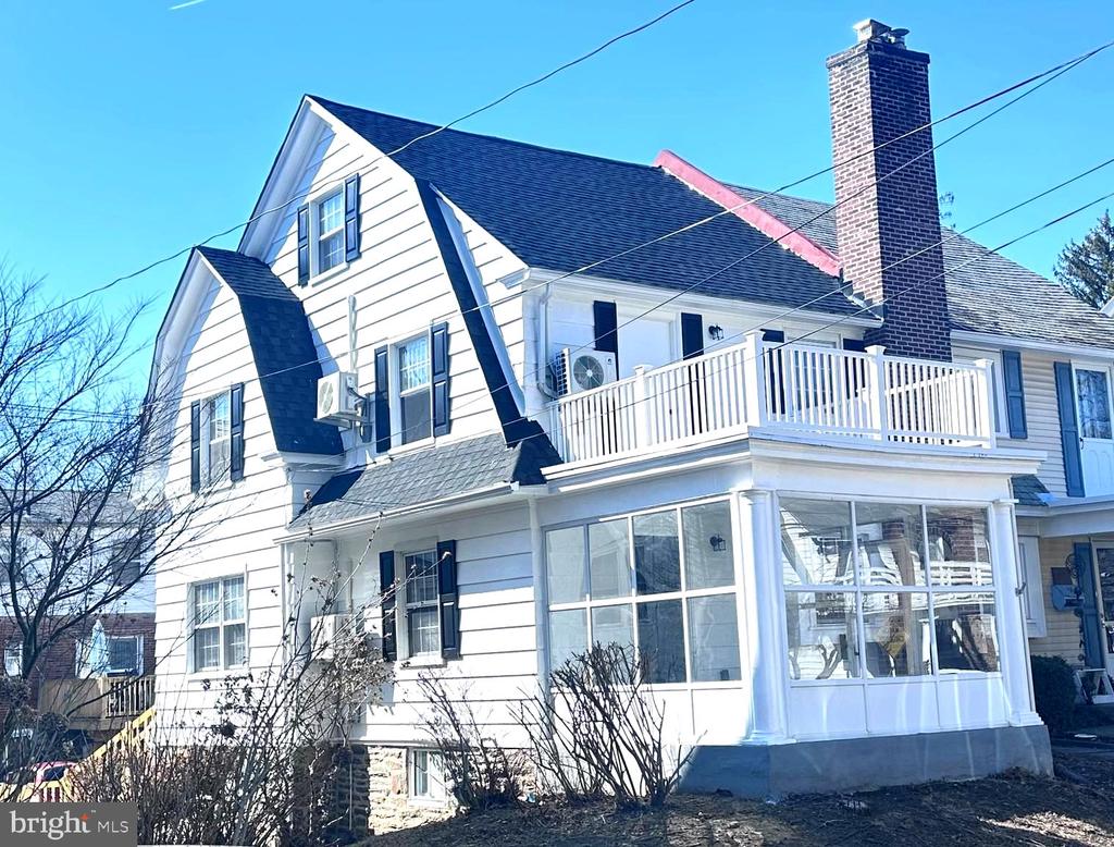 54 Ardmore Ave
