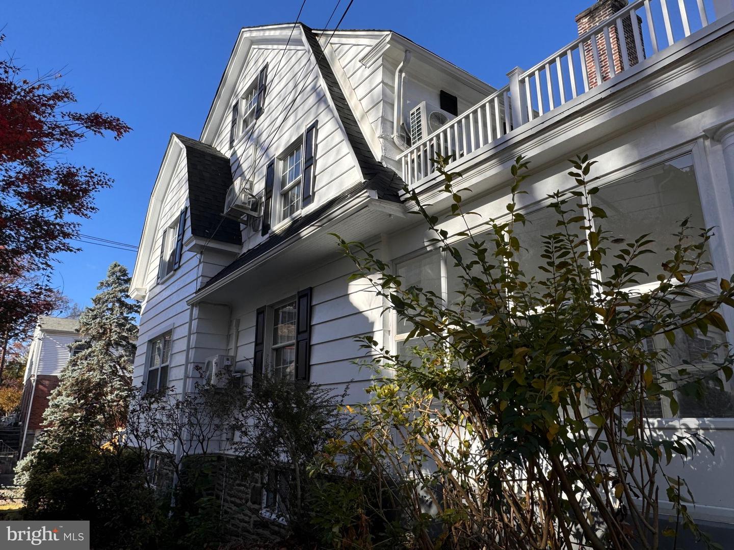 54 Ardmore Ave