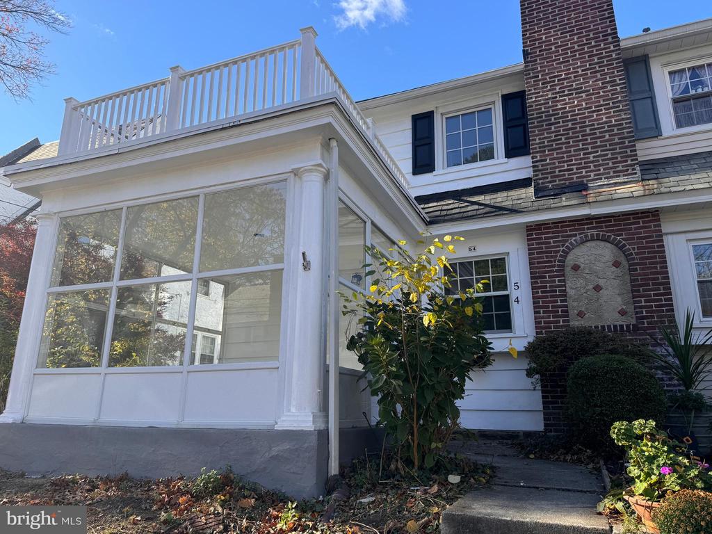 54 Ardmore Ave