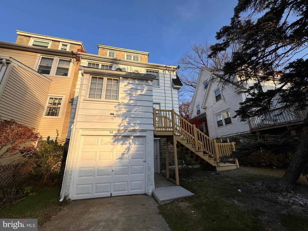 54 Ardmore Ave