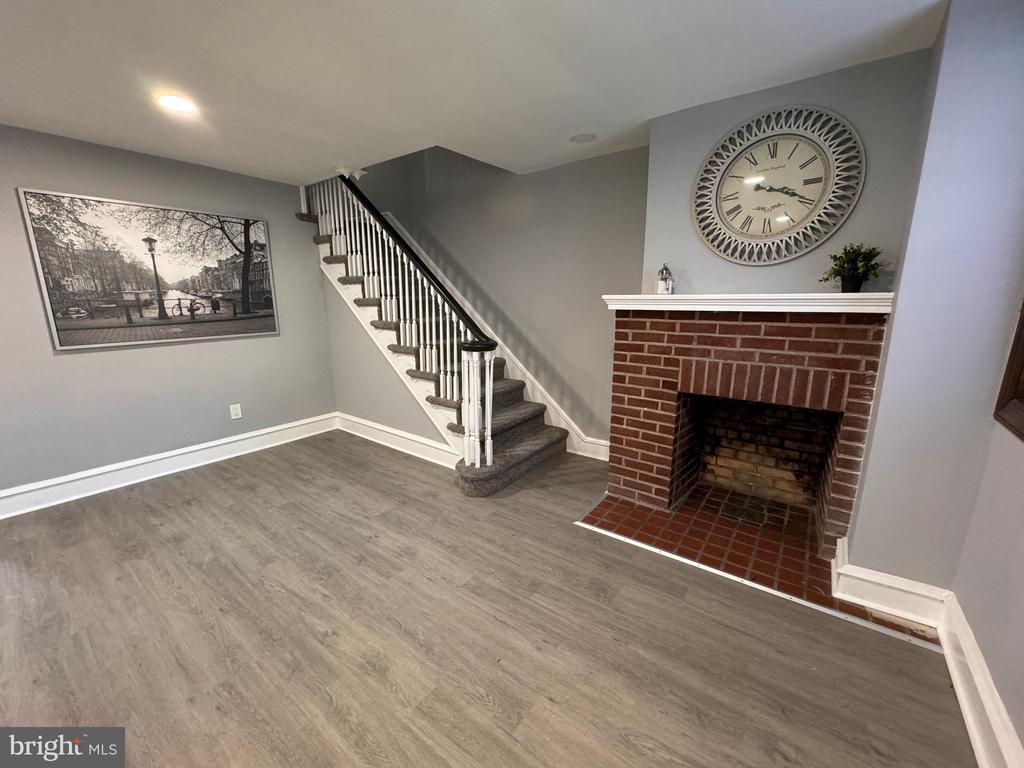 54 Ardmore Ave