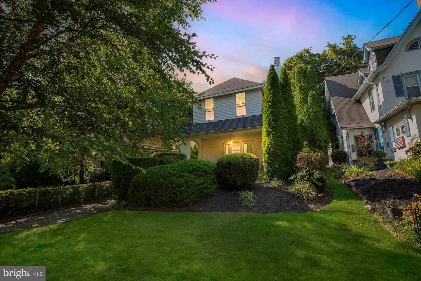 8120 Fairview Rd