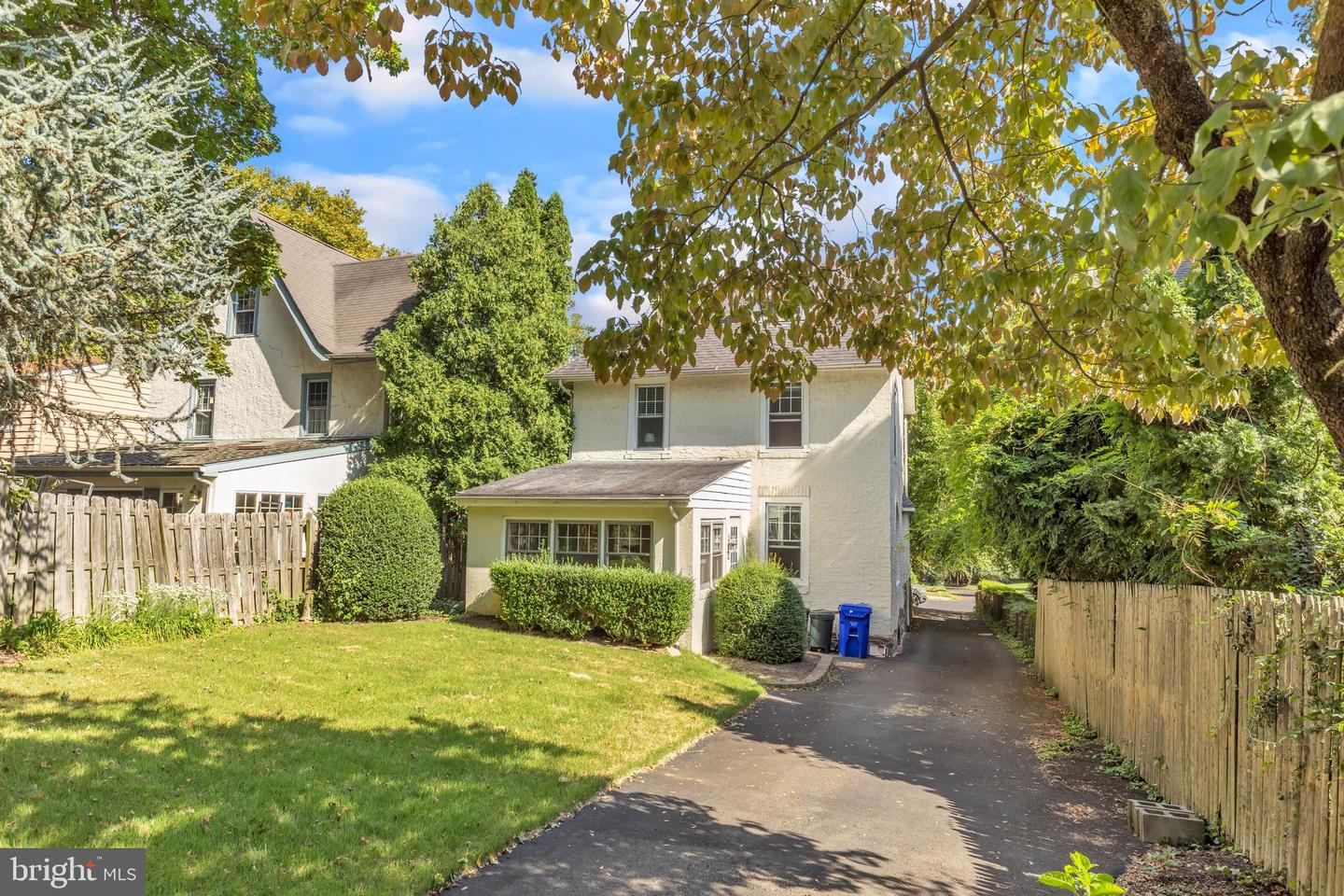 8120 Fairview Rd
