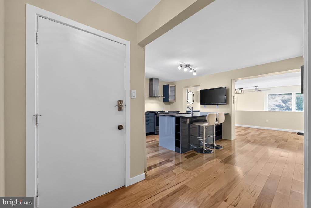 1601 SENECA RUN