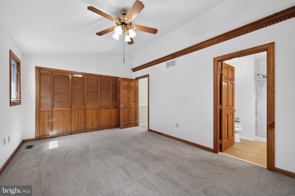 1601 SENECA RUN
