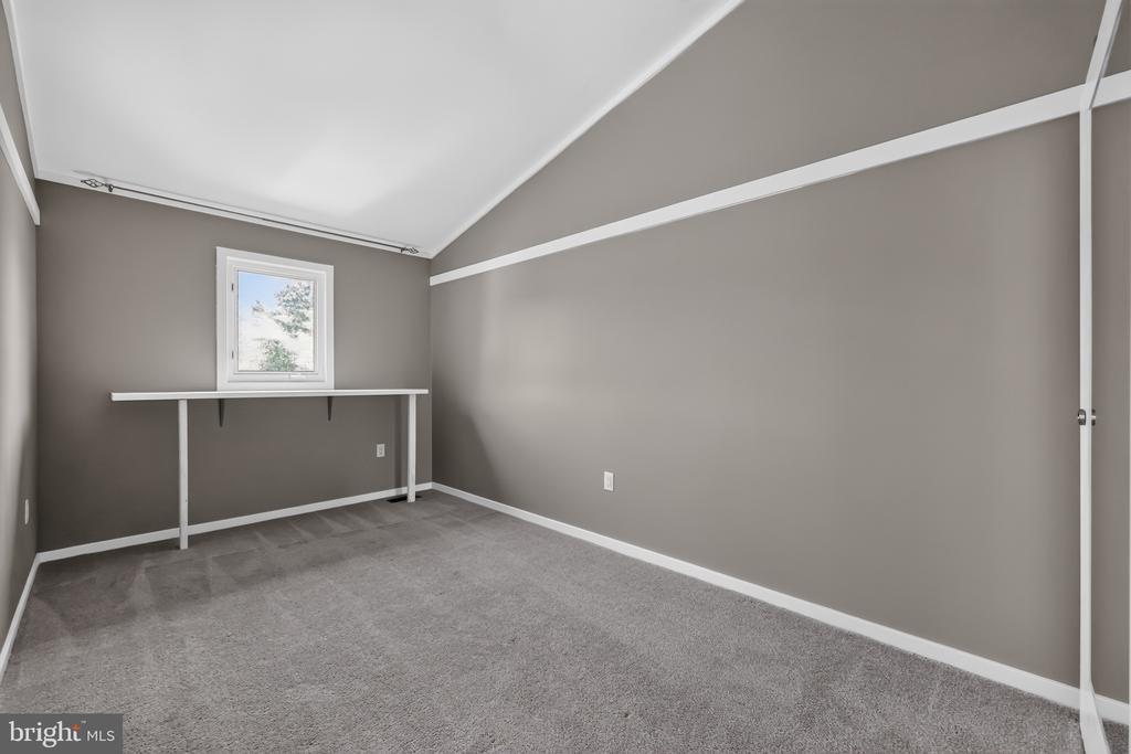 1601 SENECA RUN
