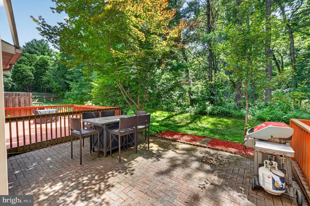 1601 SENECA RUN