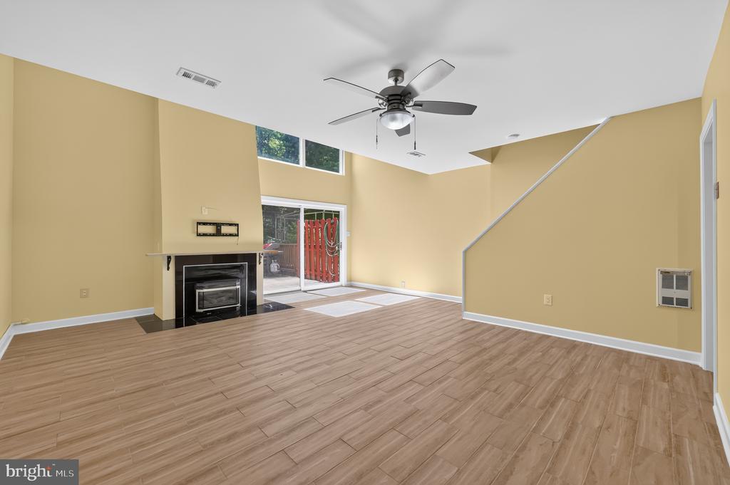 1601 SENECA RUN