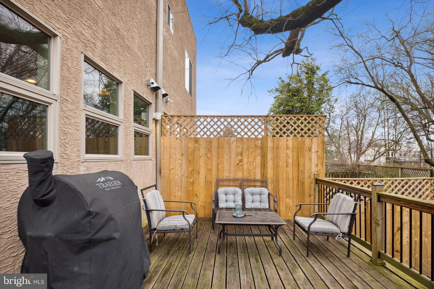 6230 Wissahickon Ave