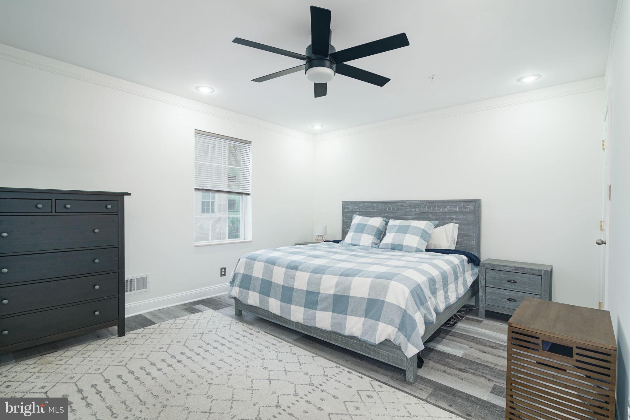 1707 Carpenter St #A