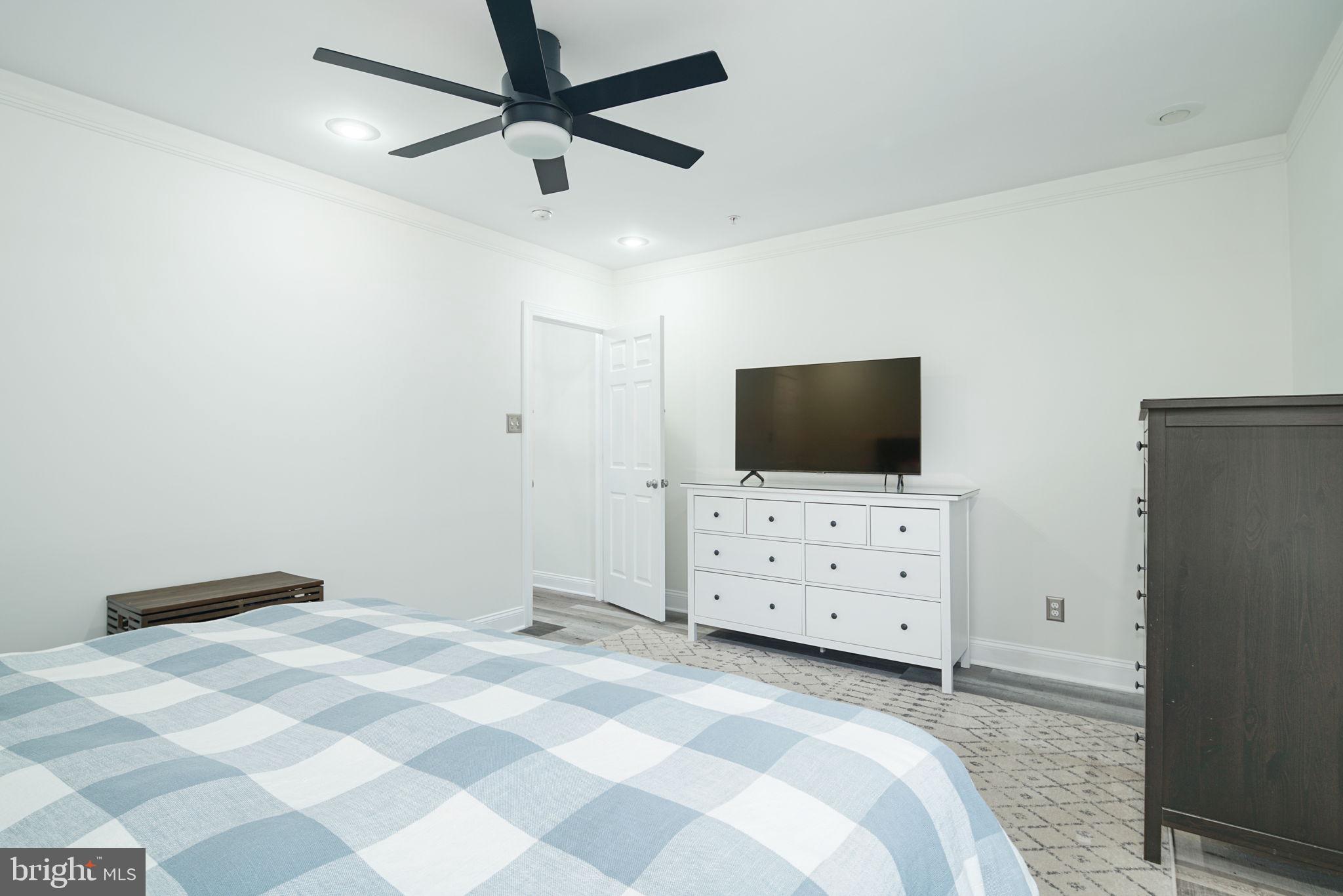 1707 Carpenter St #A