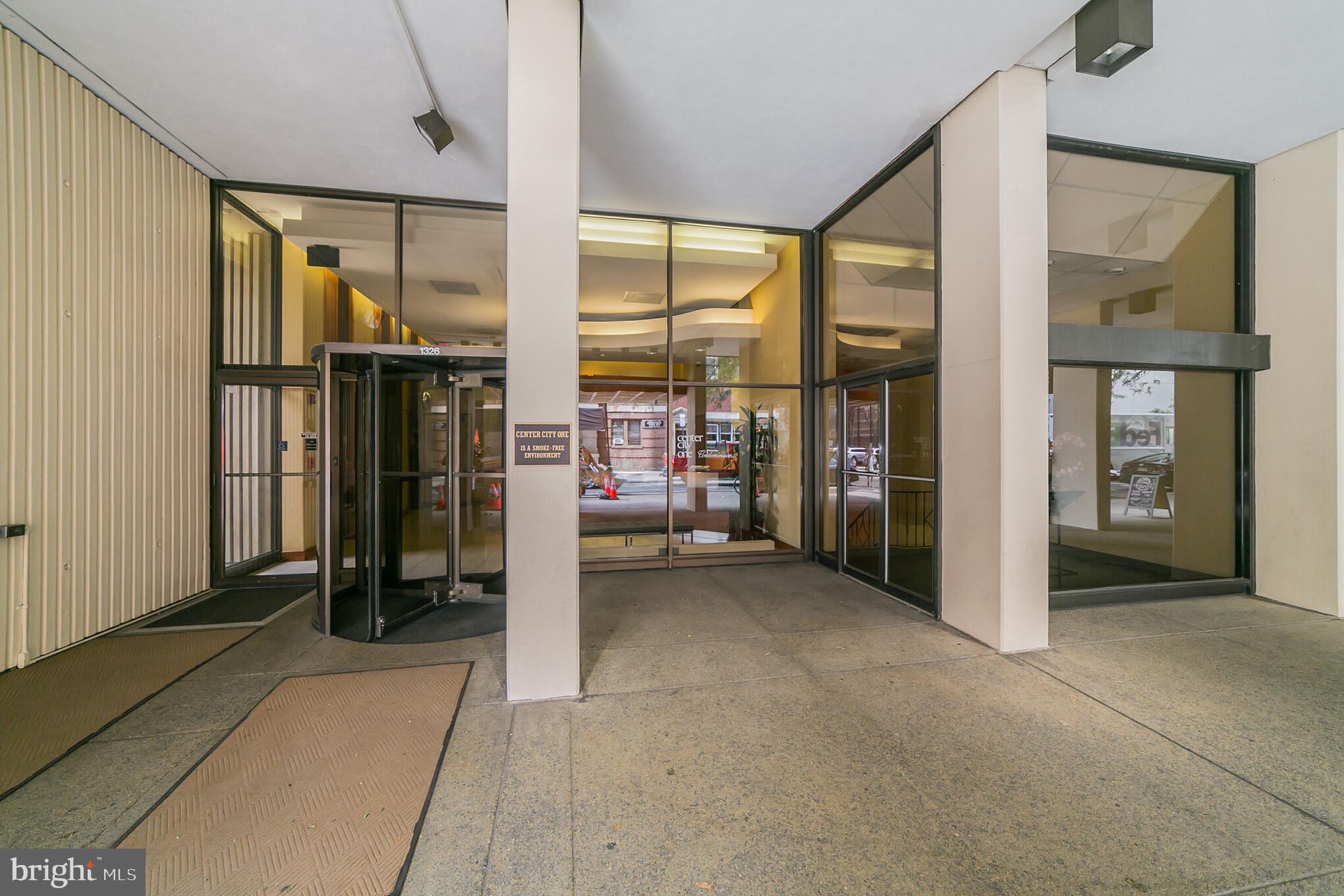 1326-42 Spruce St #2902