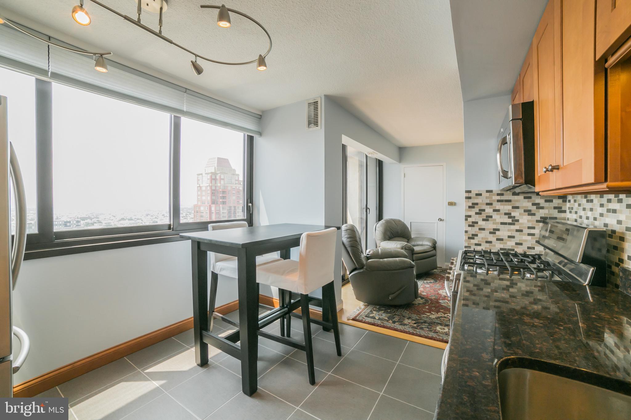 1326-42 Spruce St #2902