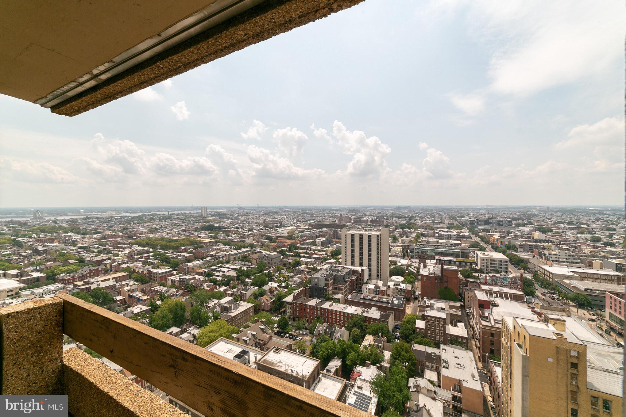 1326-42 Spruce St #2902