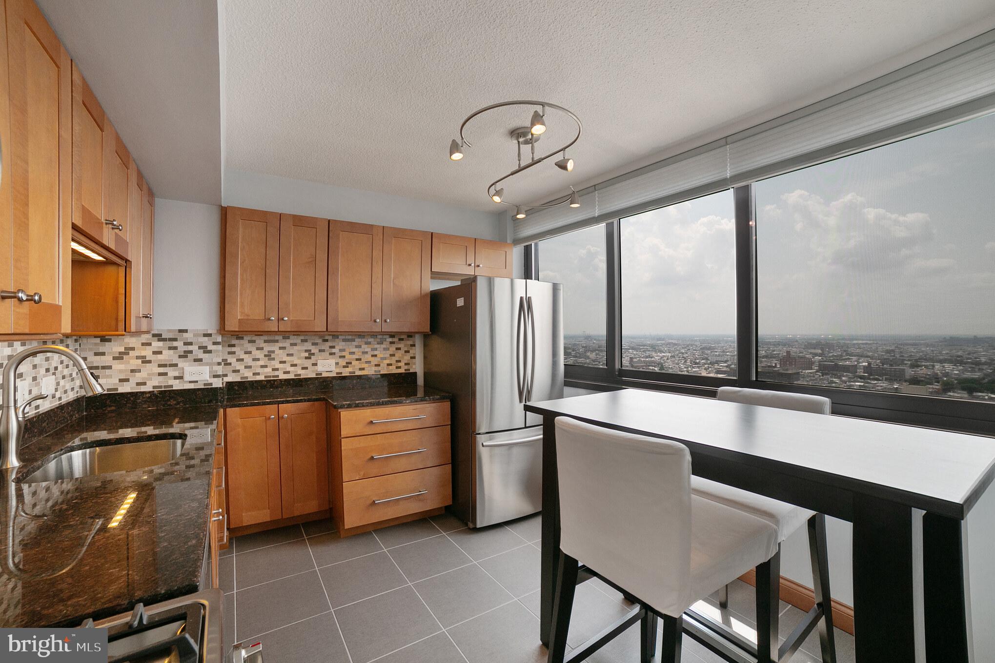 1326-42 Spruce St #2902