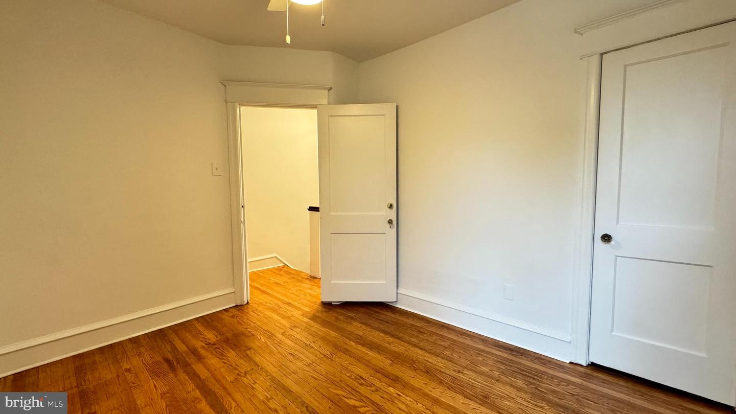 5874 HENRY AVE