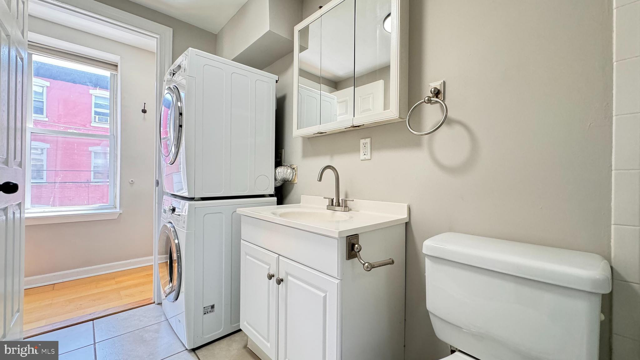 2400 CATHARINE ST #2