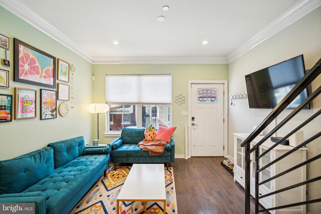 617 Emily St