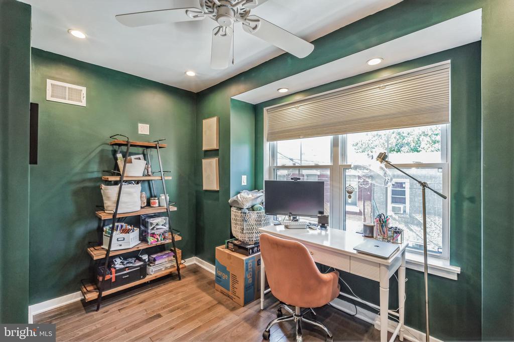 617 Emily St