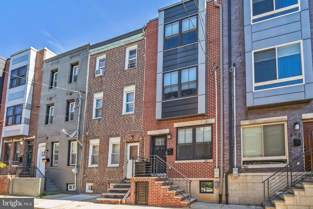 617 Emily St