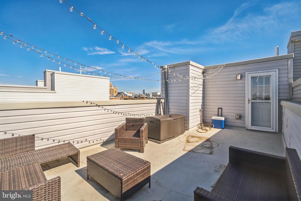 617 Emily St