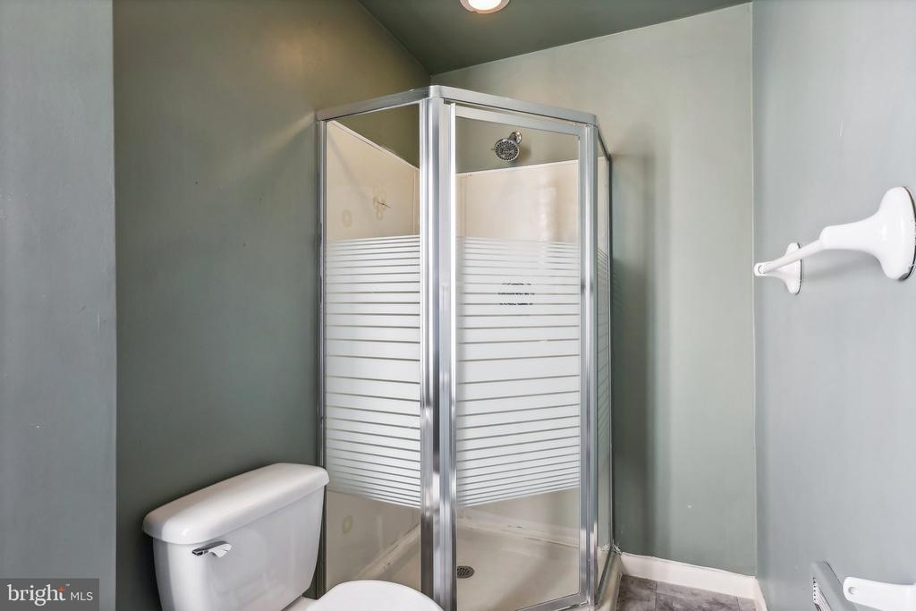 1504 Morris St