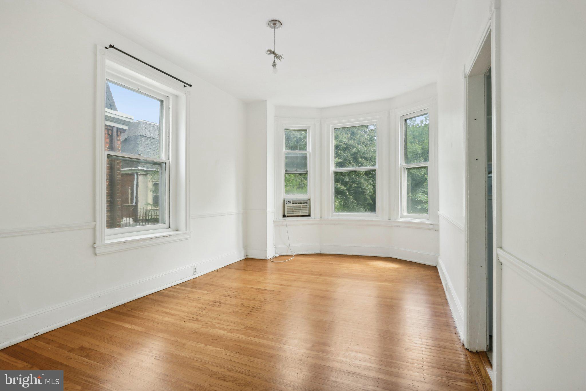 4708 Springfield Ave