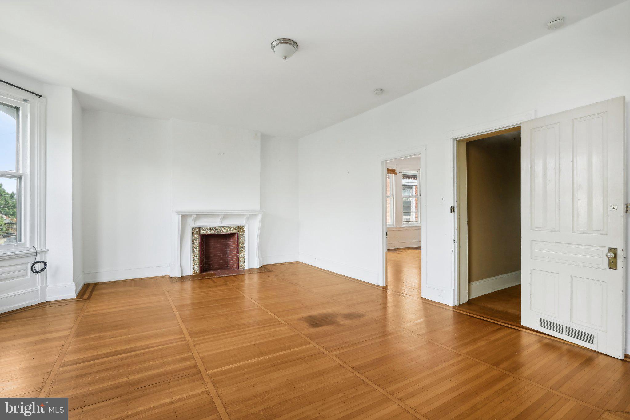 4708 Springfield Ave