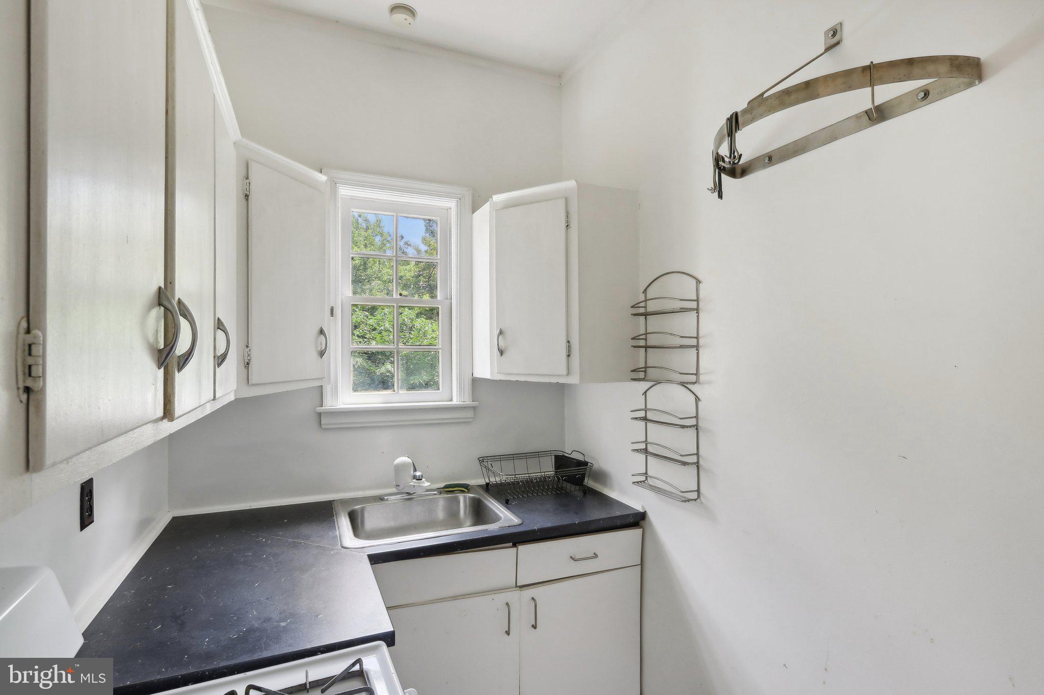 4708 Springfield Ave