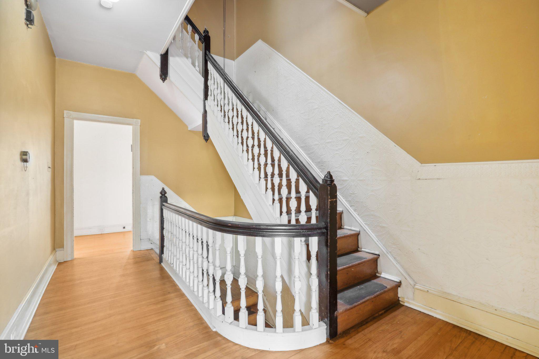 4708 Springfield Ave