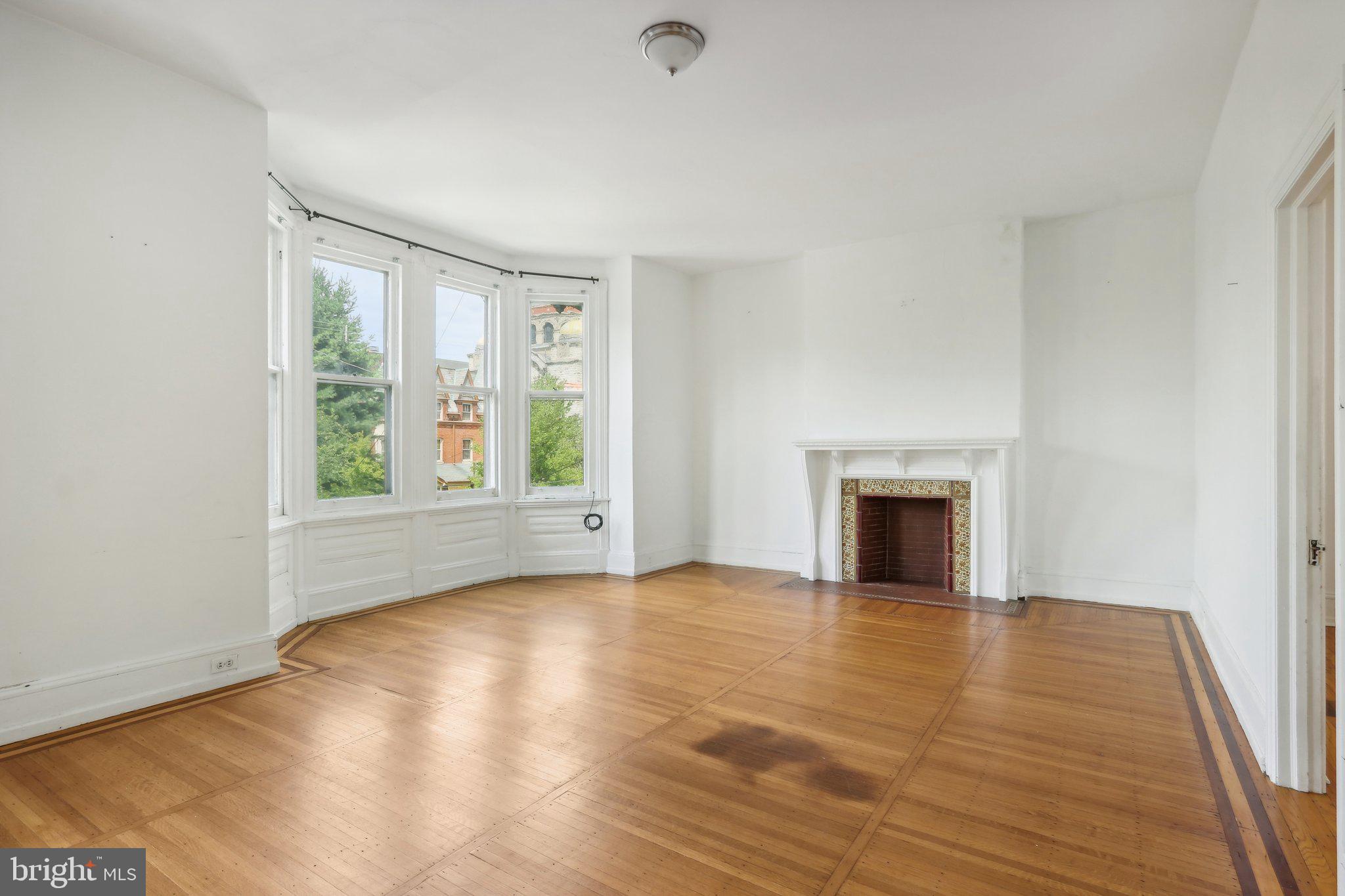 4708 Springfield Ave