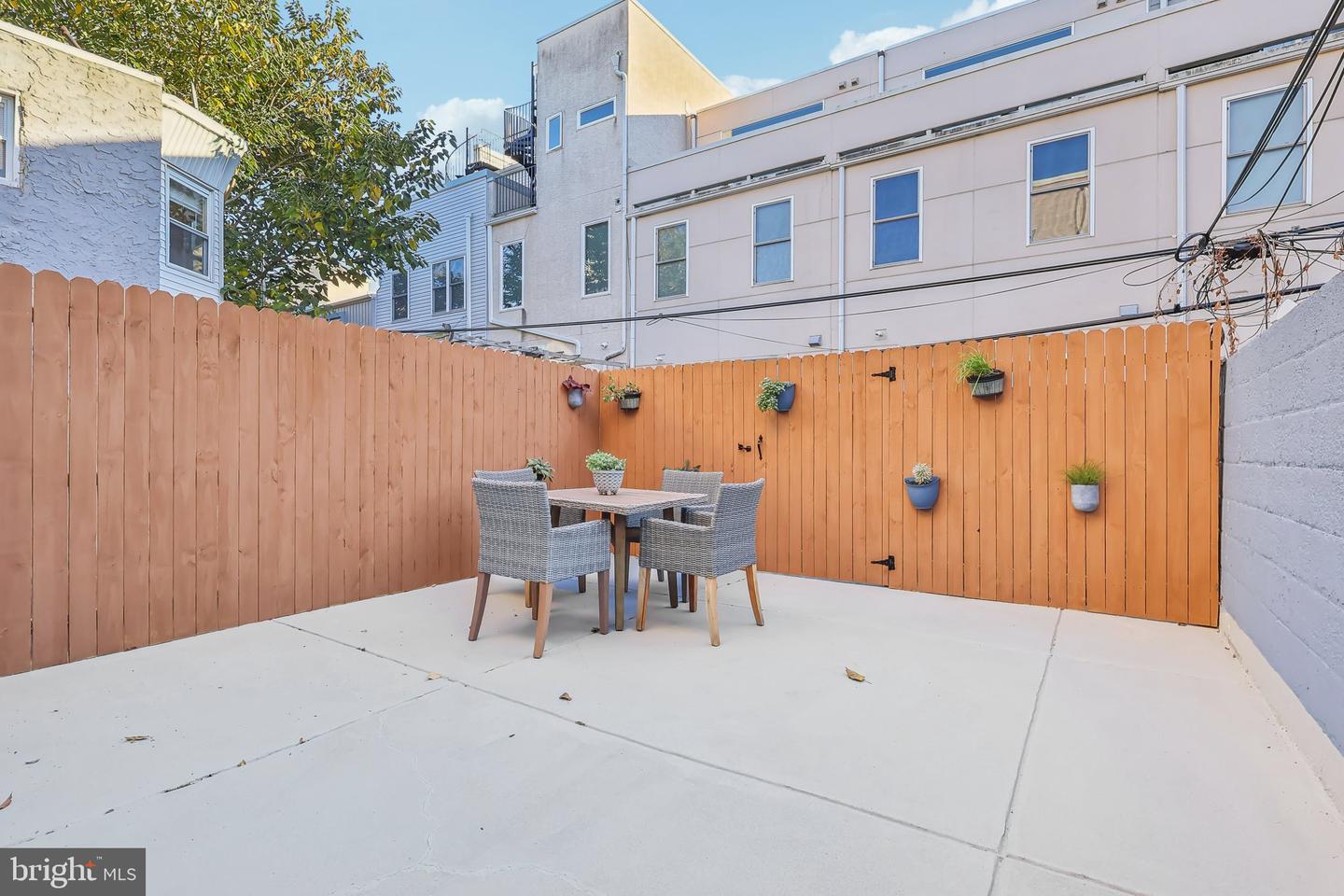 1714 Federal St