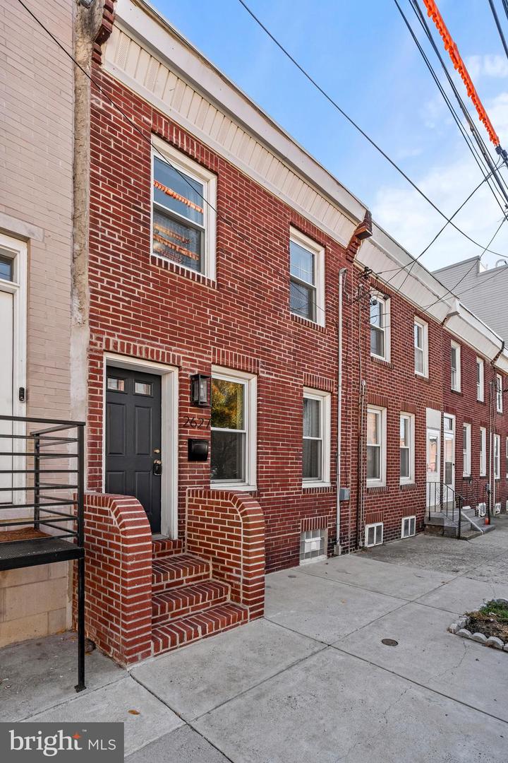 2627 Martha St