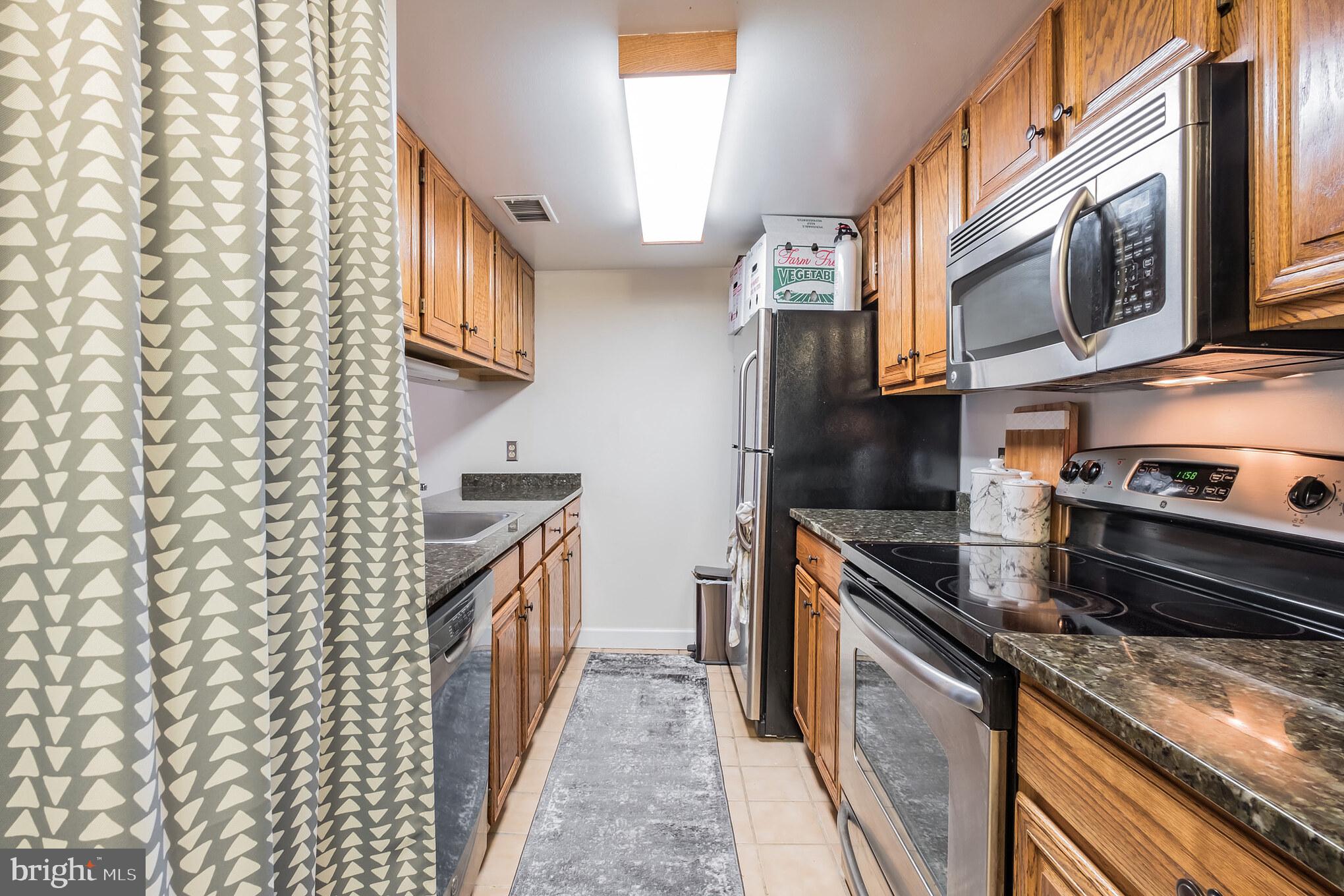 130-36 N BREAD ST #122