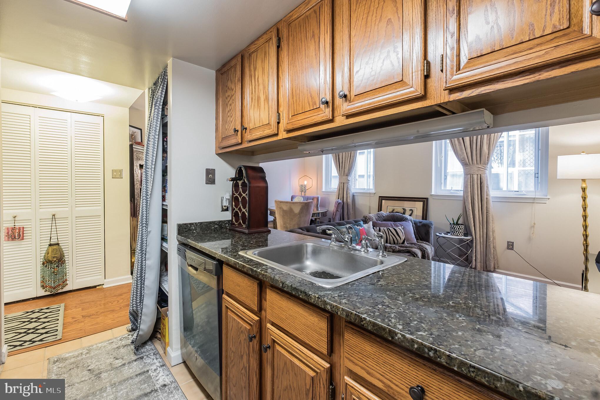 130-36 N BREAD ST #122