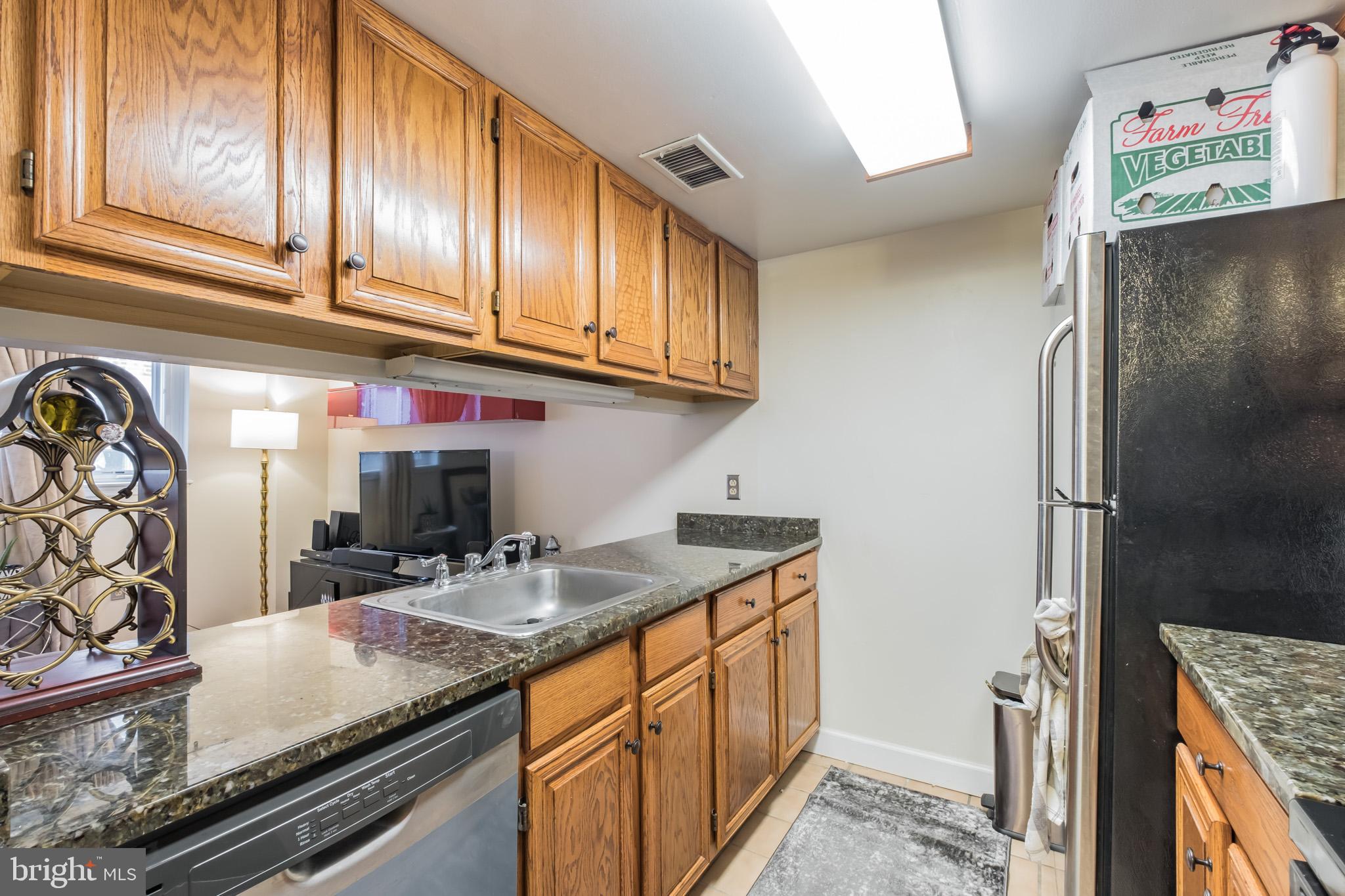 130-36 N BREAD ST #122