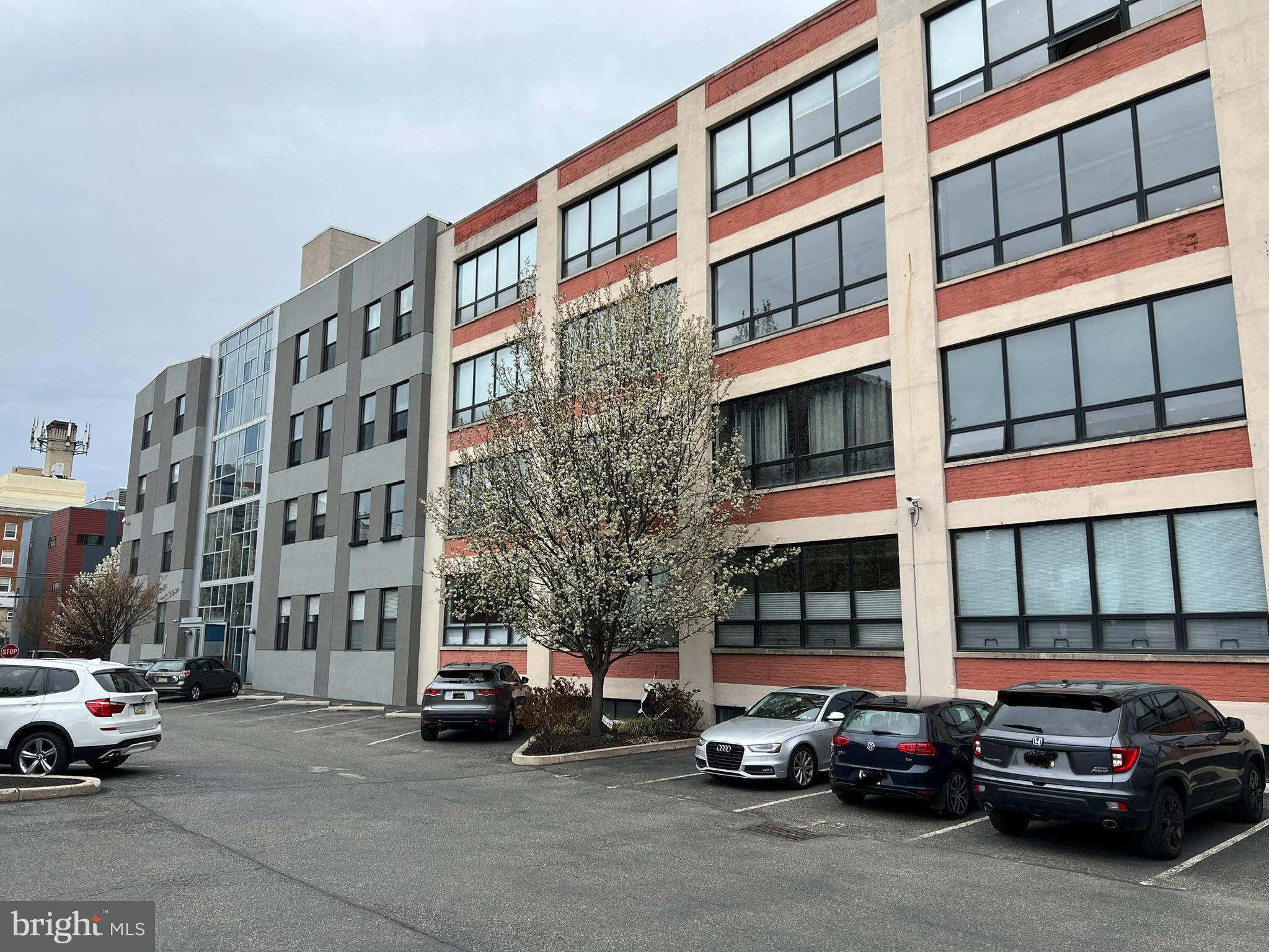 1714 Memphis St #113