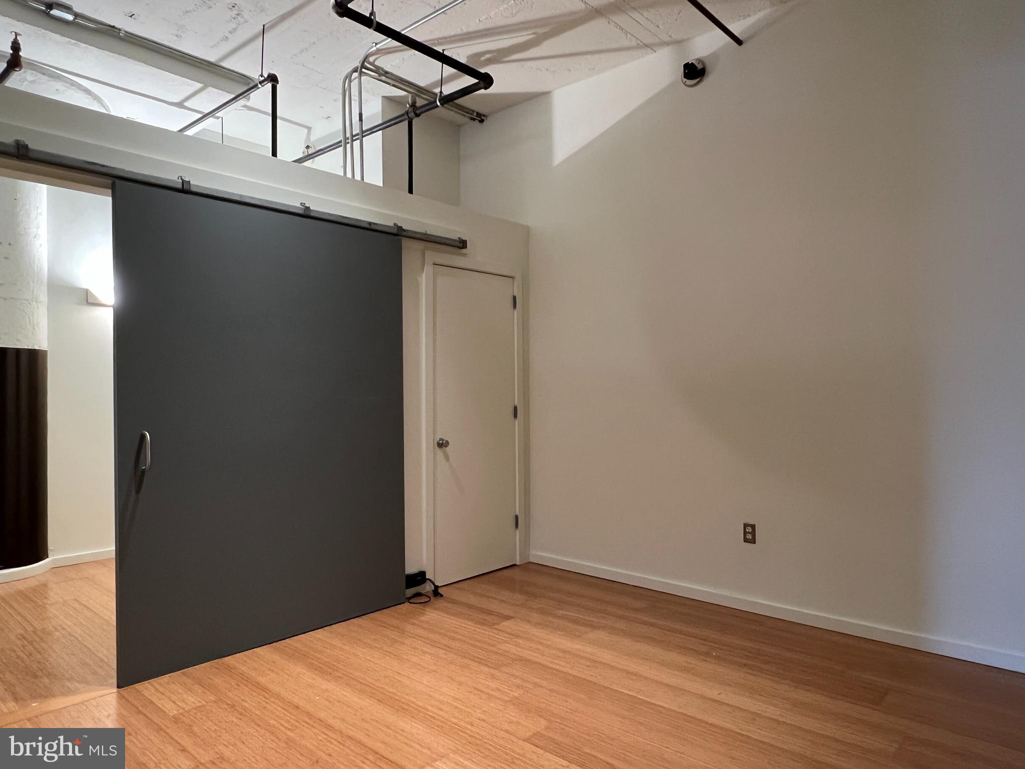 1714 Memphis St #113