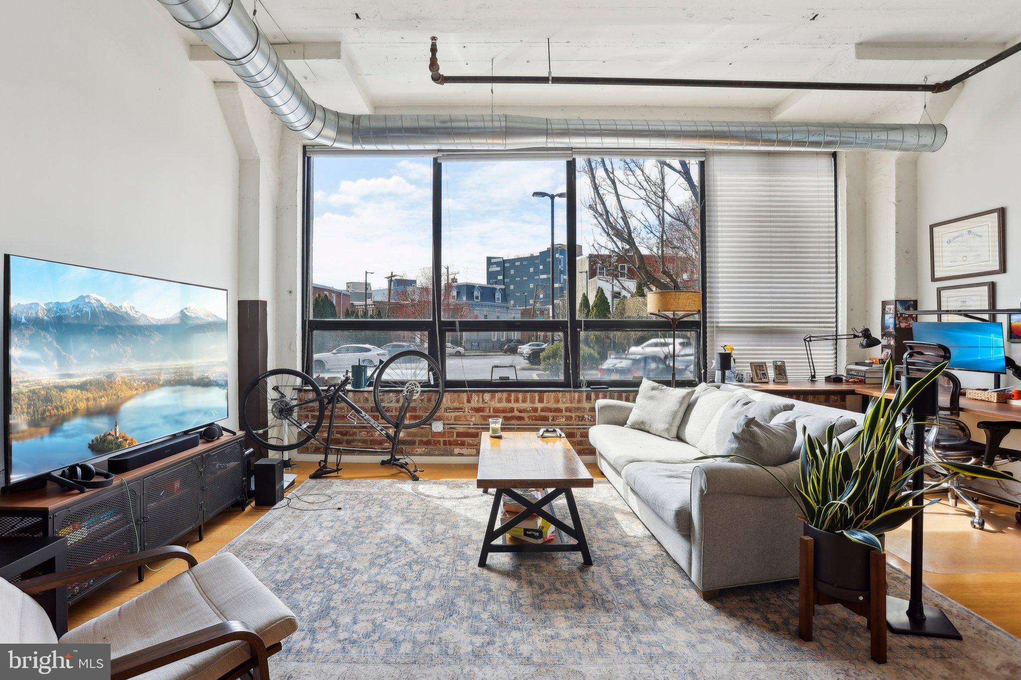 1714 Memphis St #113