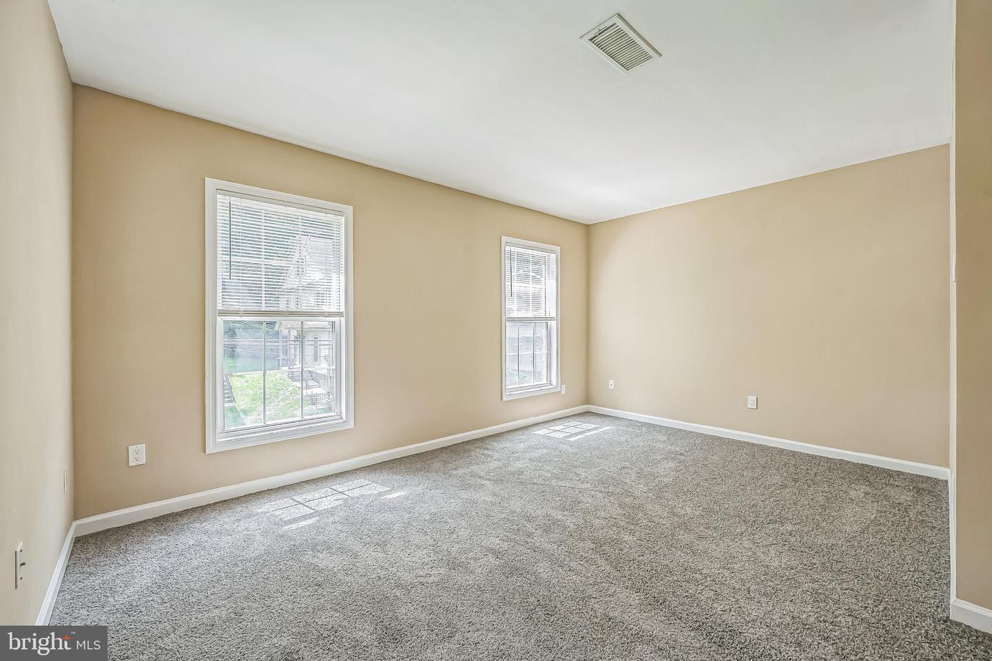 216 Parker Ave
