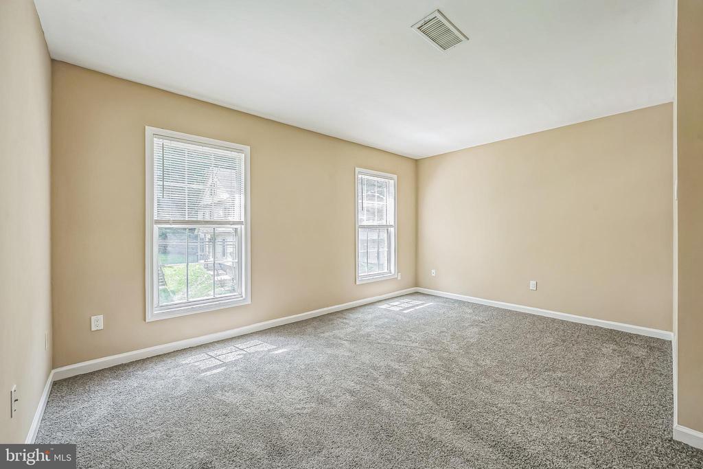 216 Parker Ave