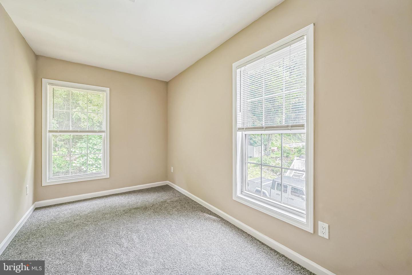 216 Parker Ave