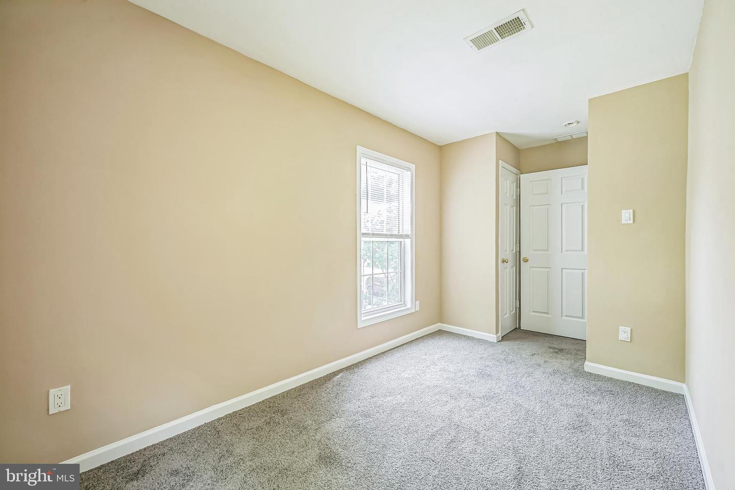 216 Parker Ave