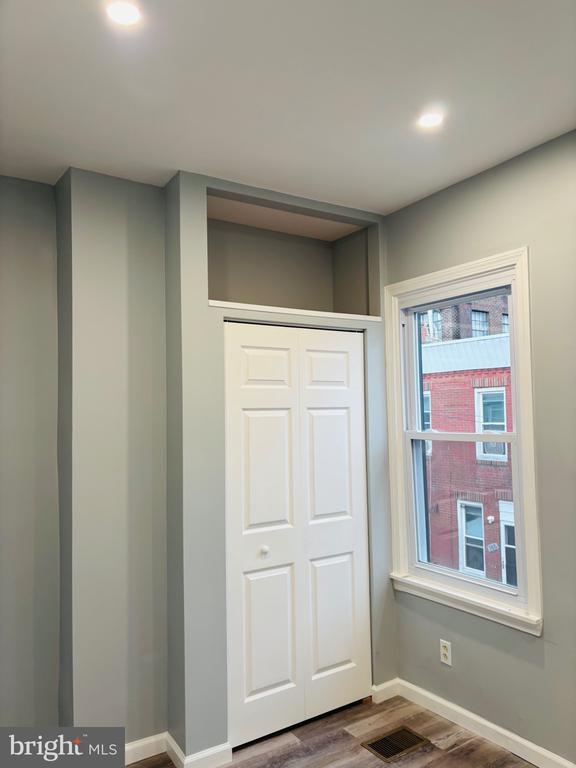 163 W PALMER STREET
