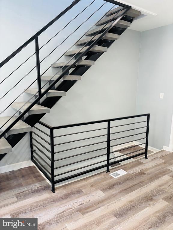 163 W PALMER STREET